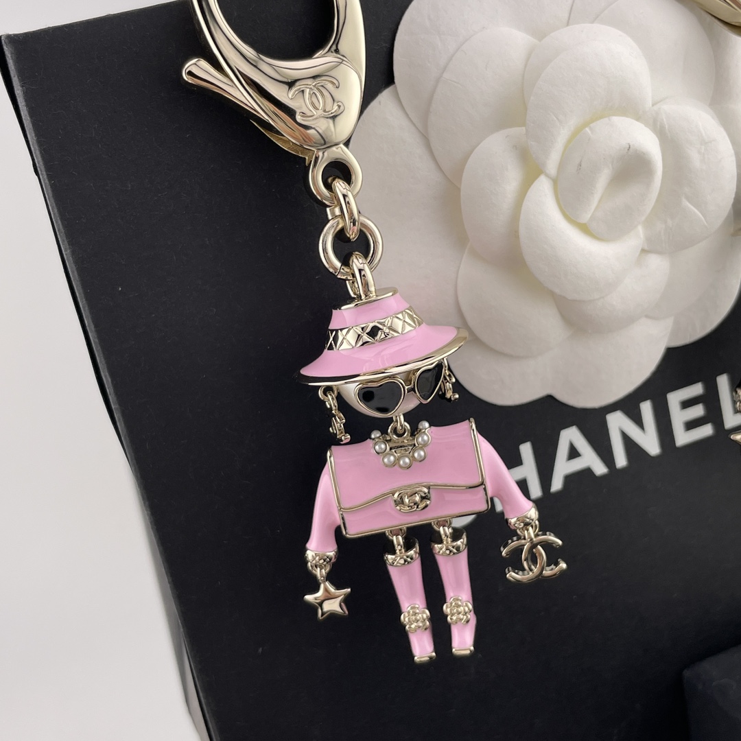 【【香权志龙钥匙扣】巨巨巨。爆款❗️Z 8500！量大咨询客Fu，25B最新款❗️超爆❤️‍。现货。老规