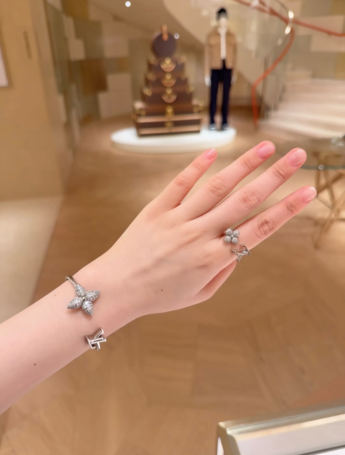 NO:635937,Stunningly beautiful, Cardia high-end jewelry19860909美爆了,,卡迪亚高端饰品,Jewelry