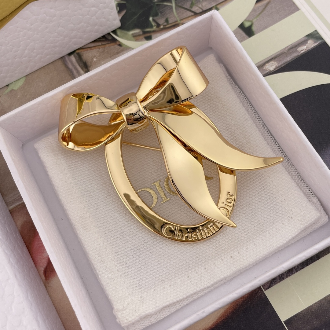 【【D 立体蝴蝶结椭圆胸针】D!or vintage系列，越看越好看，丝毫不亚于Ch@nel的vinta