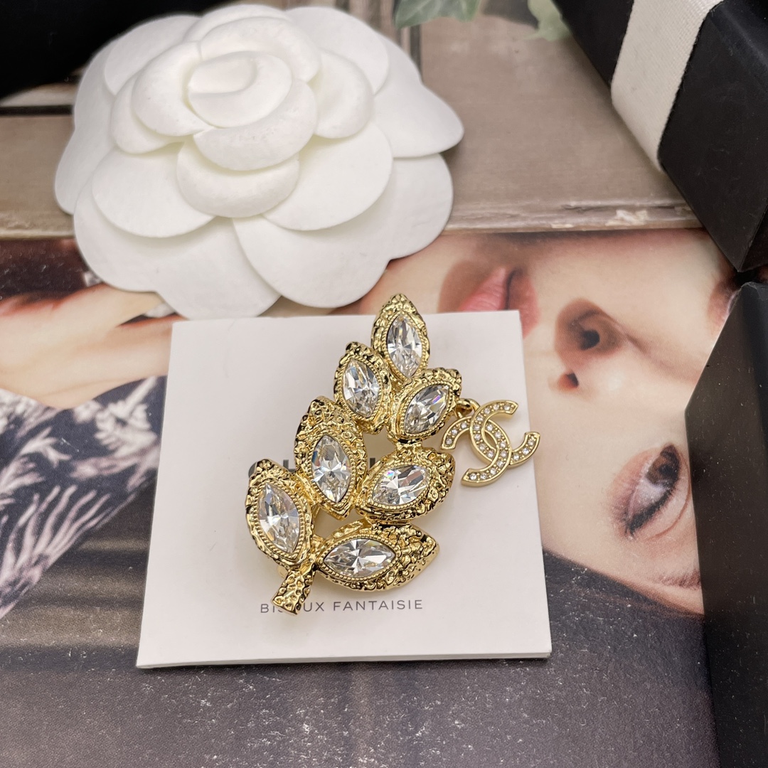 【【香马眼钻麦穗胸针】Z 6300！量大咨询客Fu❗️26早春最新款绝美系列！现货。老规矩先到先得！太太