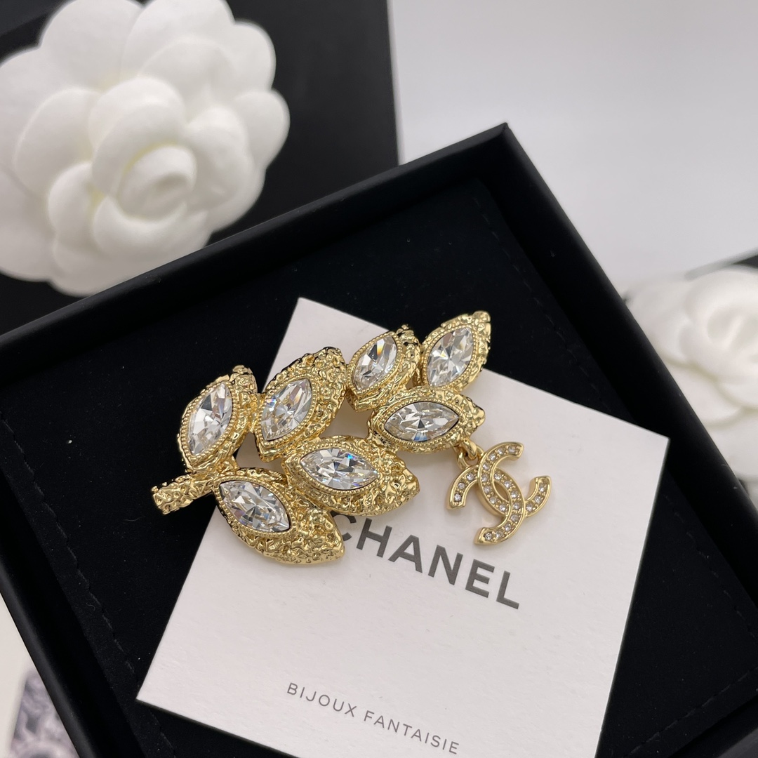 【【香马眼钻麦穗胸针】Z 6300！量大咨询客Fu❗️26早春最新款绝美系列！现货。老规矩先到先得！太太