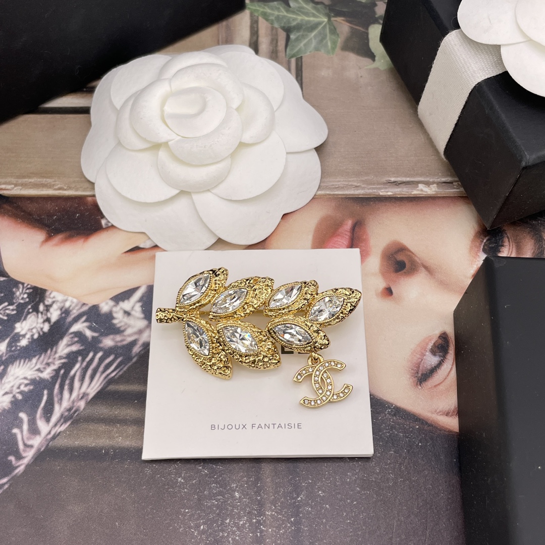 【【香马眼钻麦穗胸针】Z 6300！量大咨询客Fu❗️26早春最新款绝美系列！现货。老规矩先到先得！太太