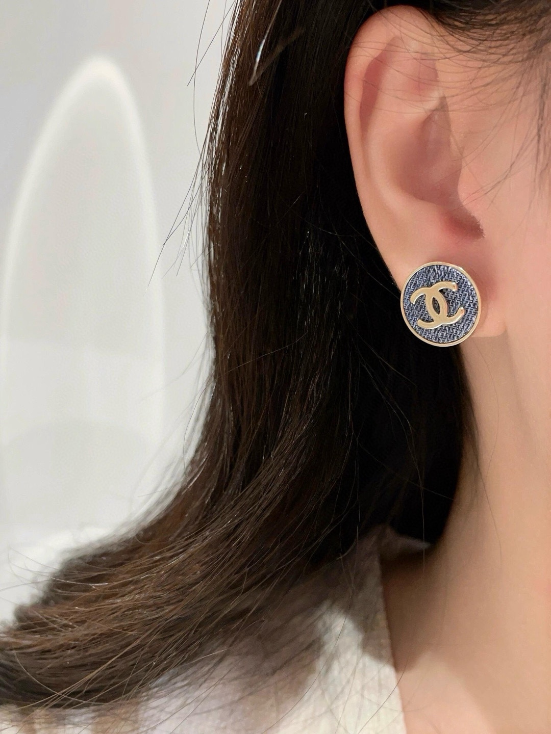 Chanel 高品质 细节如图 香双c圆形牛仔耳钉Z