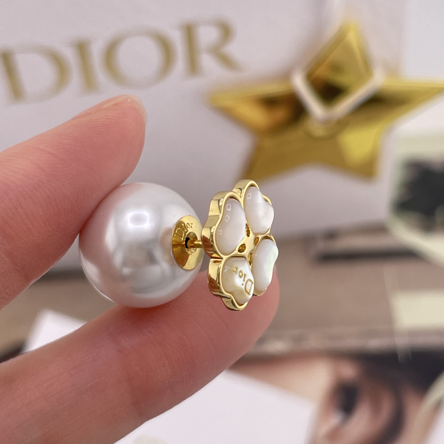 디올 귀걸이 130887 Dior Earrings 썸네일 이미지