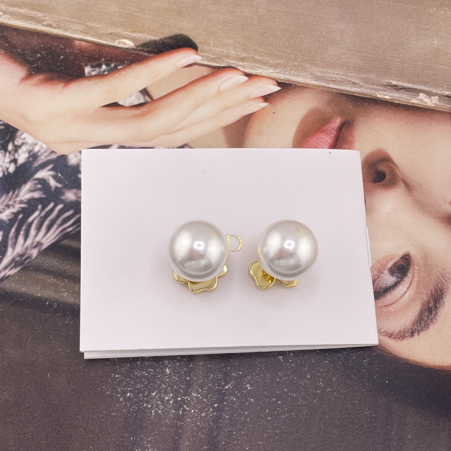 디올 귀걸이 130887 Dior Earrings 썸네일 이미지