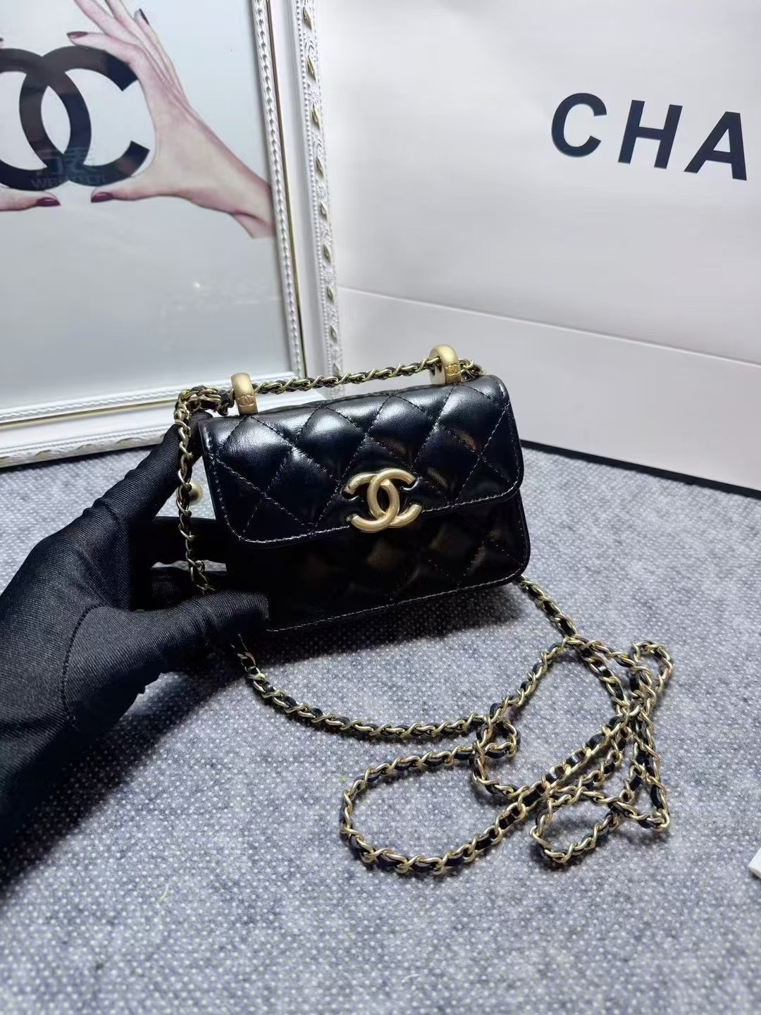 Ohanel 21新品 油腊牛皮 双金属球mini小迷腰包  双金球调节长度解锁多种背法可肩背 斜挎