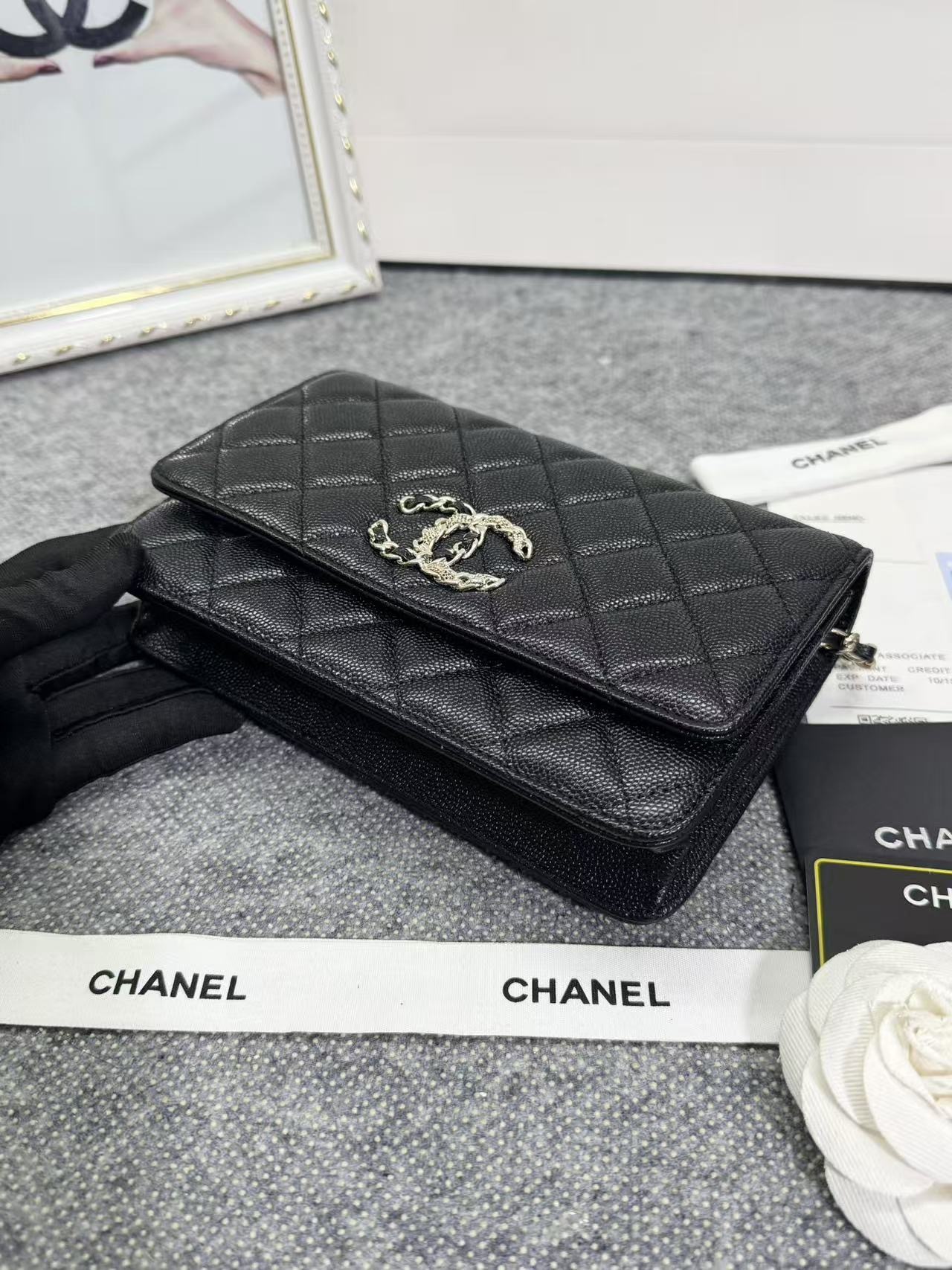 Chane ap-1794  2020新款进口牛皮细球纹woc太爱了!一眼就看上logo比经典款的大 一