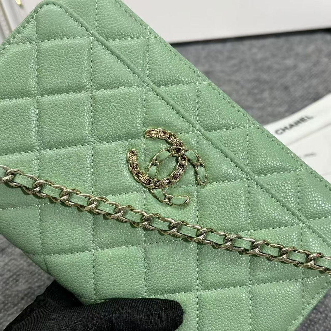 Chane ap-1794  2020新款进口牛皮细球纹woc太爱了！一眼就看上logo比经典款的大 一