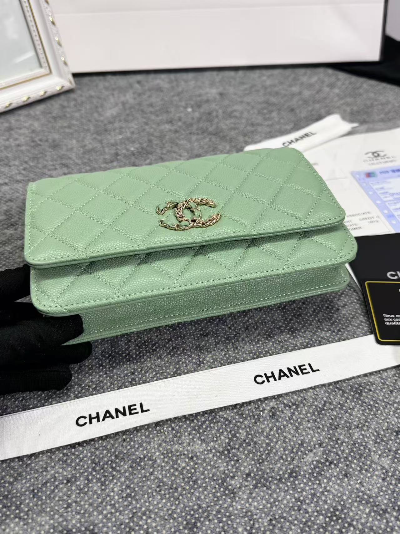 Chane ap-1794  2020新款进口牛皮细球纹woc太爱了！一眼就看上logo比经典款的大 一