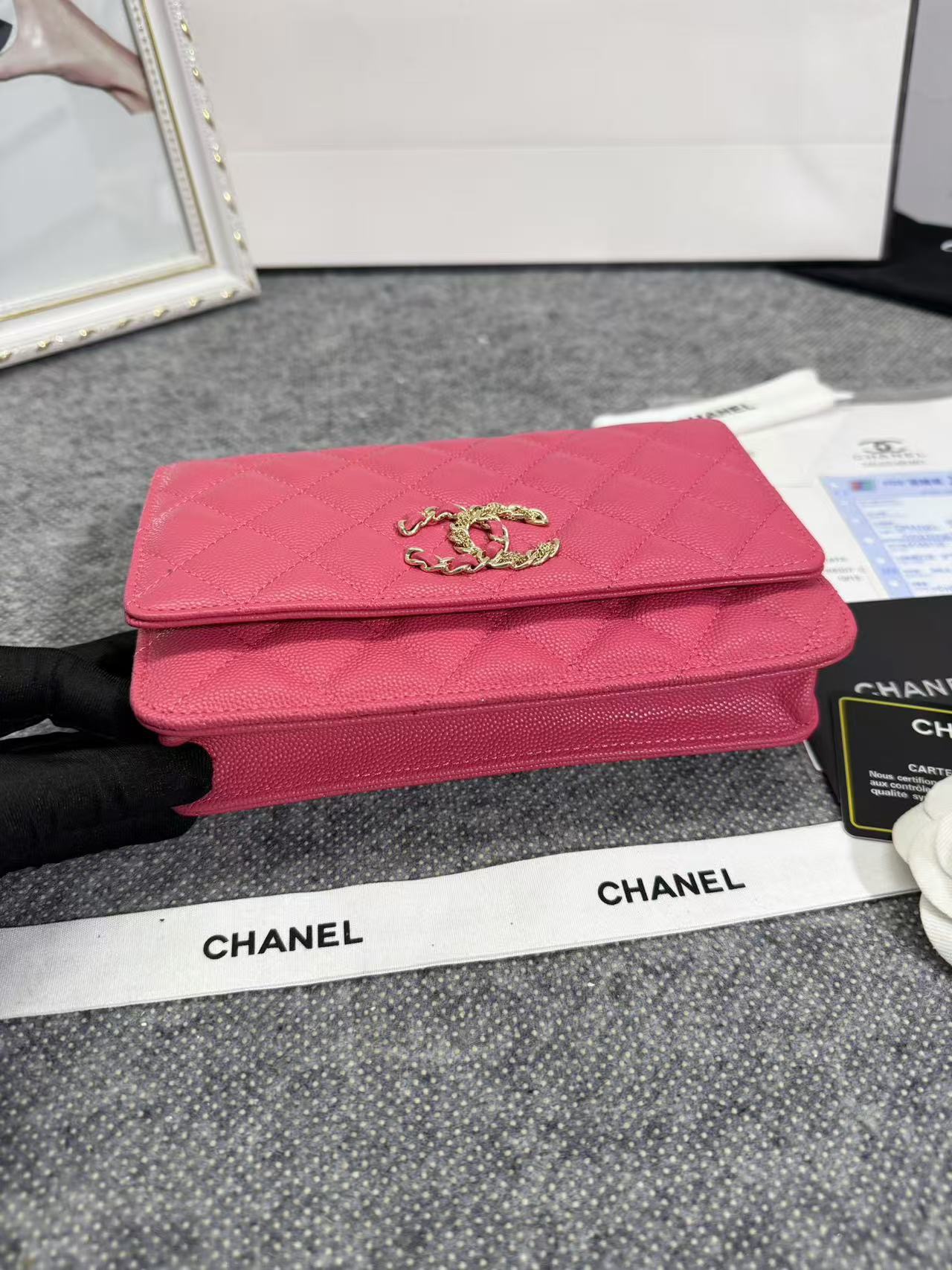 Chane ap-1794  2020新款进口牛皮细球纹woc太爱了！一眼就看上logo比经典款的大 一