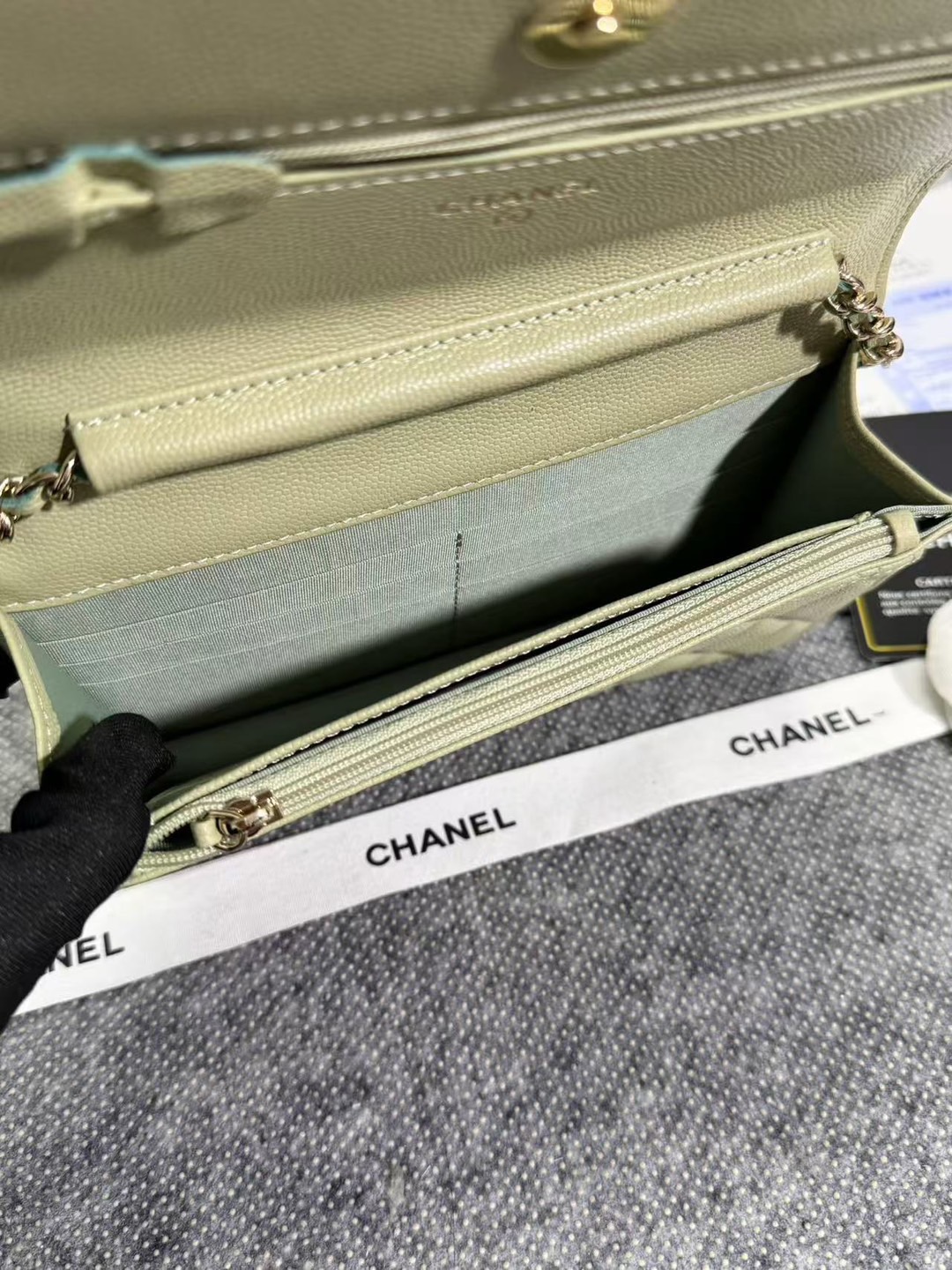 Chane ap-1794  2020新款进口牛皮细球纹woc太爱了！一眼就看上logo比经典款的大 一