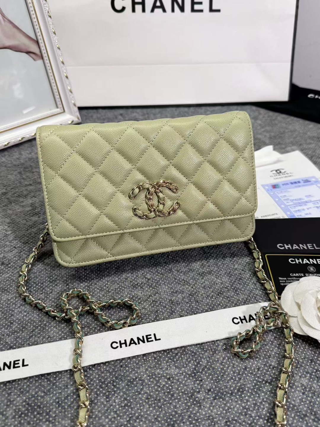 Chane ap-1794  2020新款进口牛皮细球纹woc太爱了！一眼就看上logo比经典款的大 一
