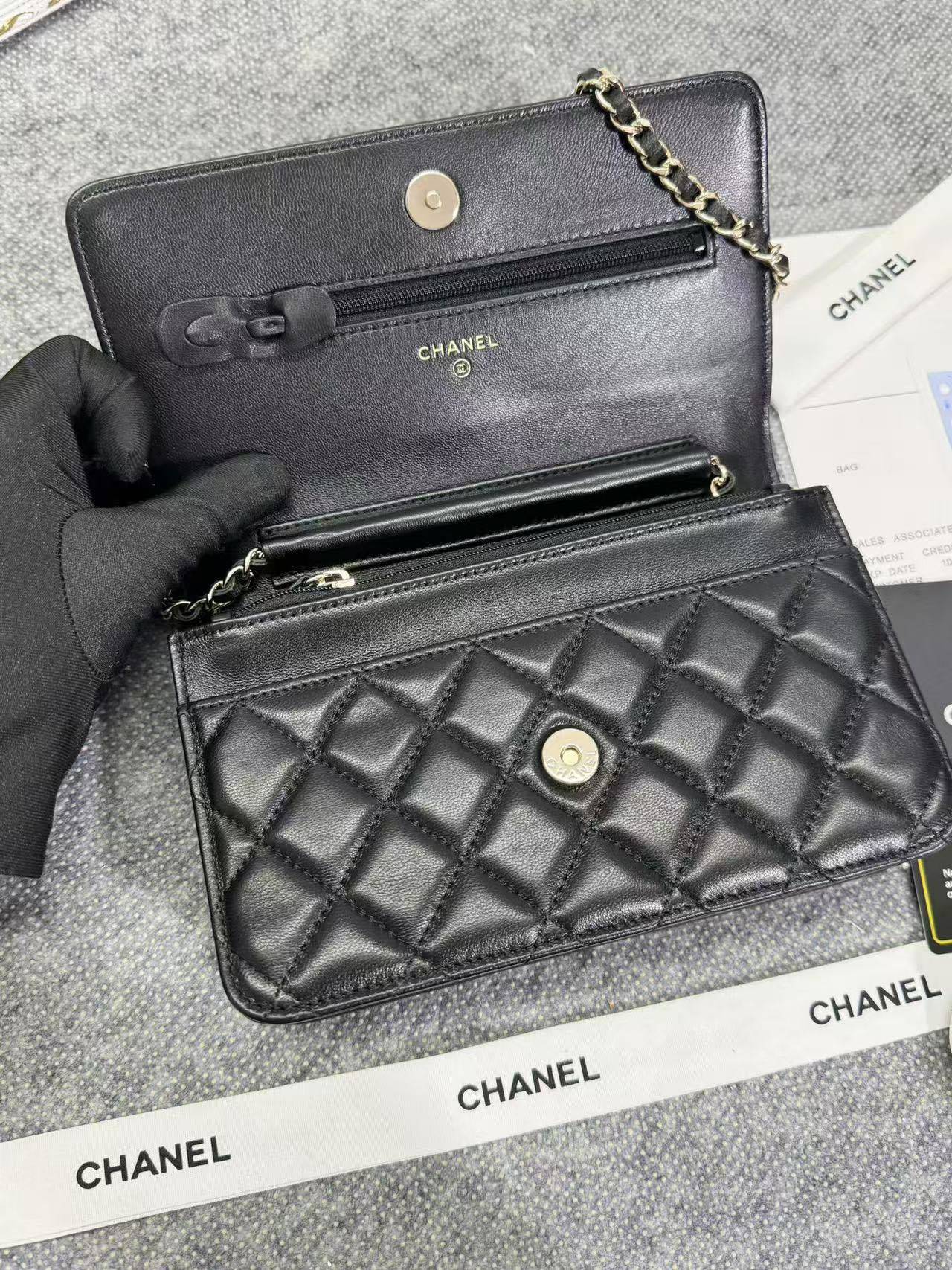Chane ap-1794  2020新款进口羊皮woc太爱了!一眼就看上logo比经典款的大 一半穿皮