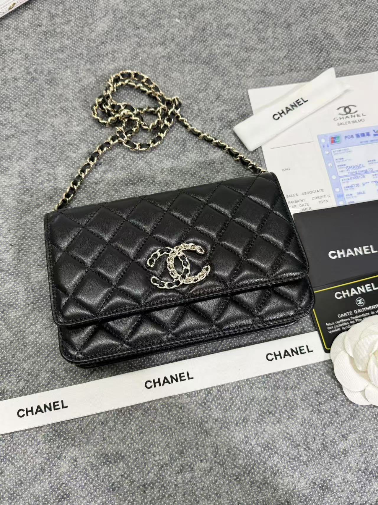 Chane ap-1794  2020新款进口羊皮woc太爱了!一眼就看上logo比经典款的大 一半穿皮