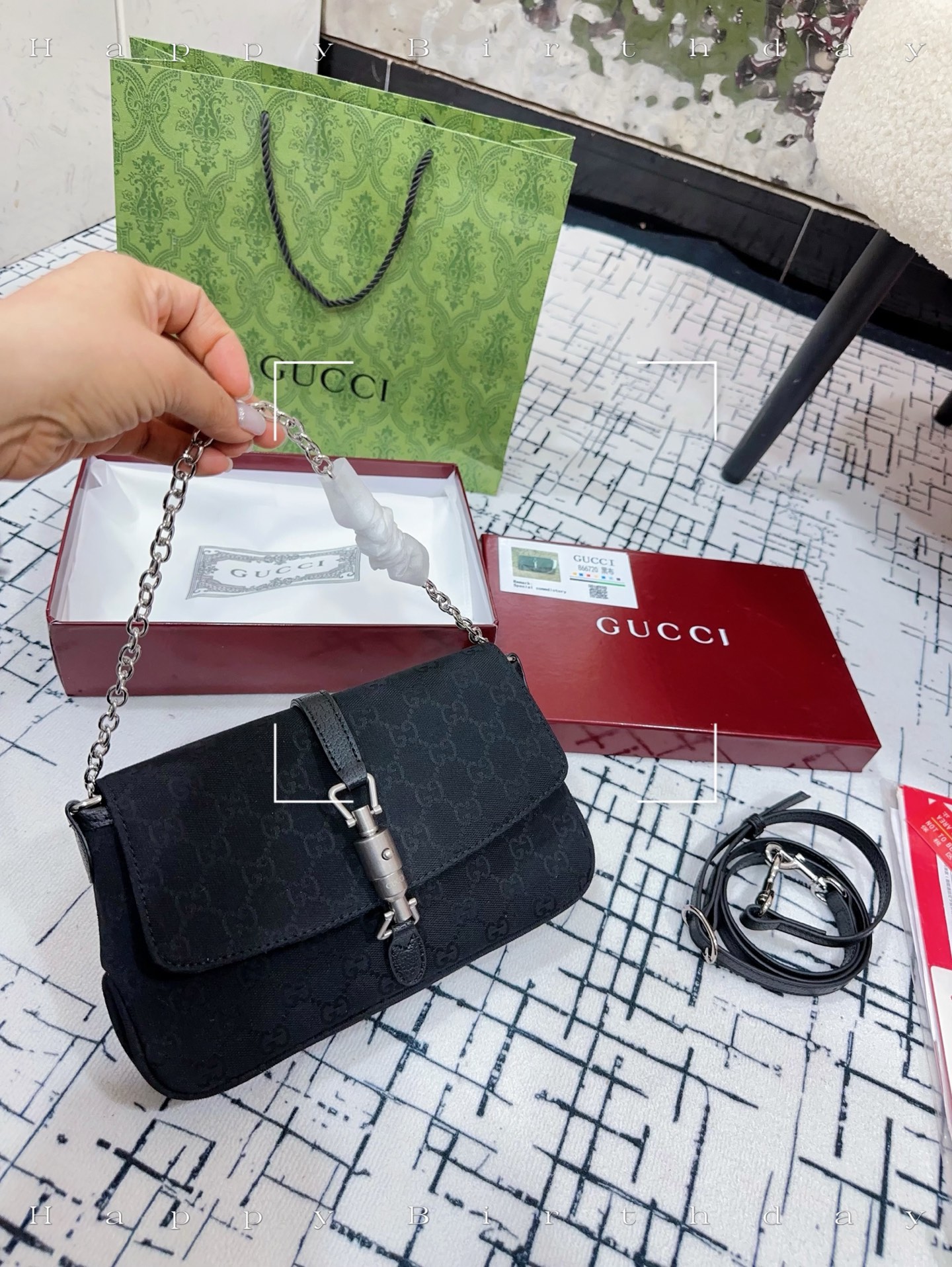 Queenxuan New Product Recommendation | 203 Gift Box Packaging | ️Size 25×14 | Gucci Aperitivo｜cool Retro Party Can Directly Become A God | Classic Gg Presbyopia + Iconic Jackie1961 Lock, The Retro Atmosphere Directly Fills The Spring Lock Design With Classic Retro | Cell Phones, Lipstick, And Powder Can Be Easily Held | The Chain Shoulder Strap Does Not Press The Shoulders, And Is Suitable For Commuting And Going Out | Can Be Worn Cross-body Or Under The Armpit