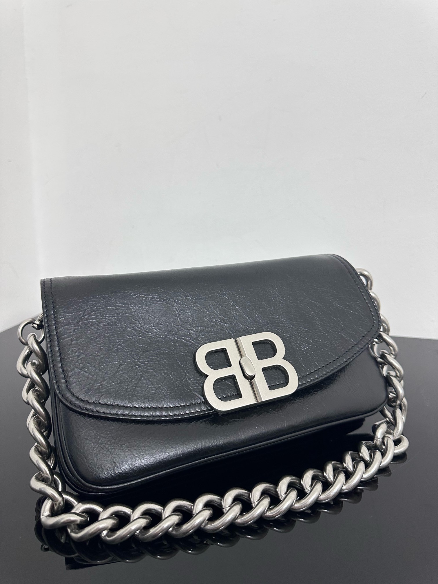Balenciaga In stock [small size black]