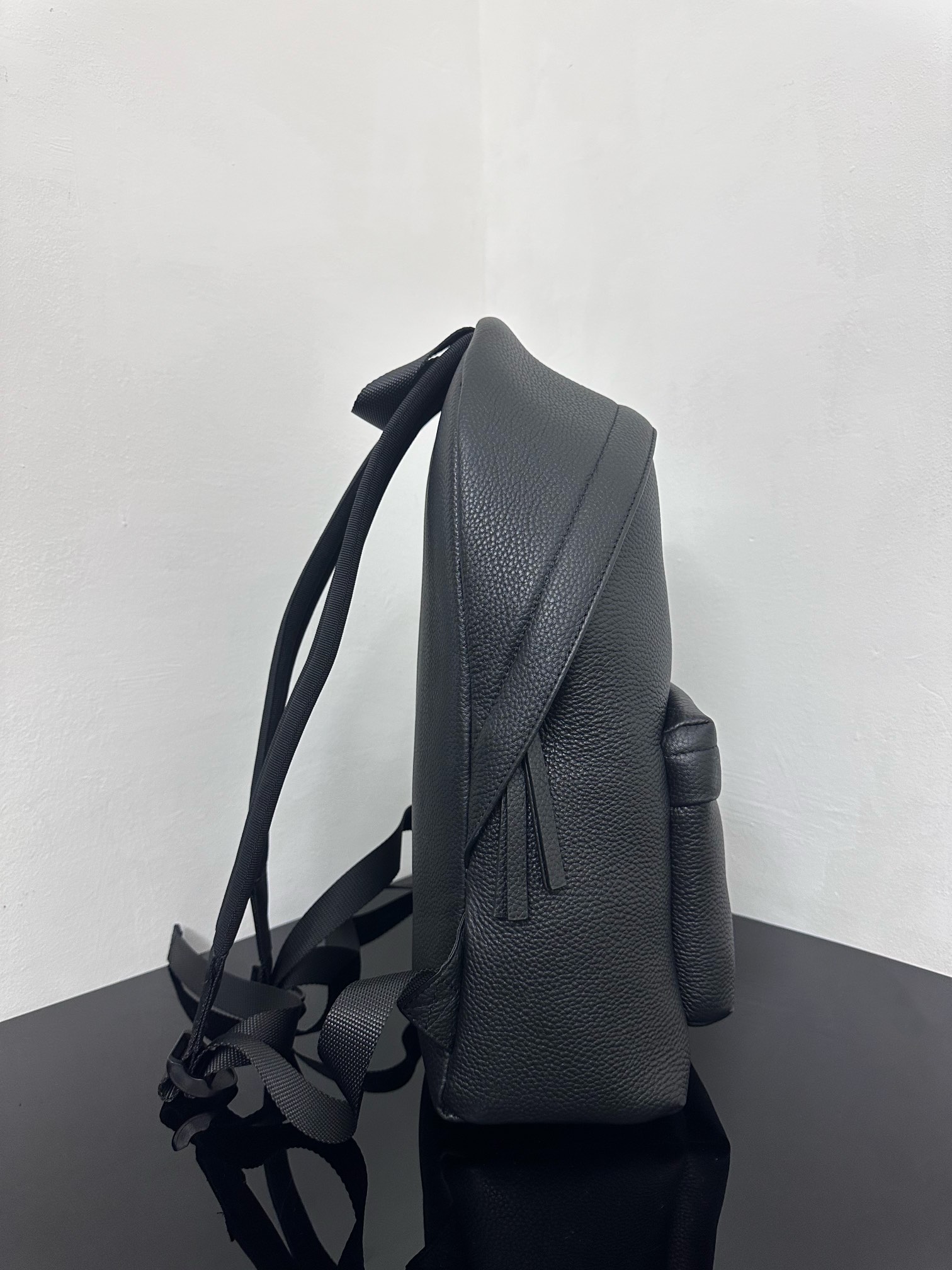 Balenciaga everyday[small backpack/backpack]