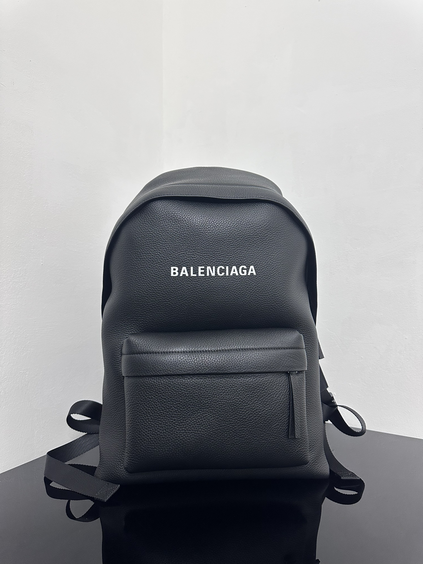Highly recommended backpack [large size] Balenciaga explorer backpack