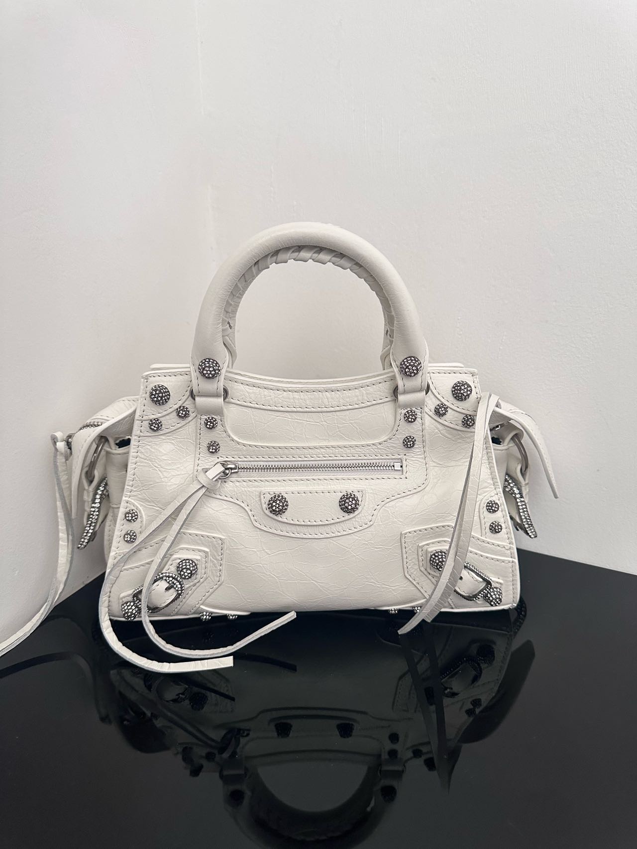 Balenciaga Style White Leather Crossbody Bag Lookbook Reference image 1