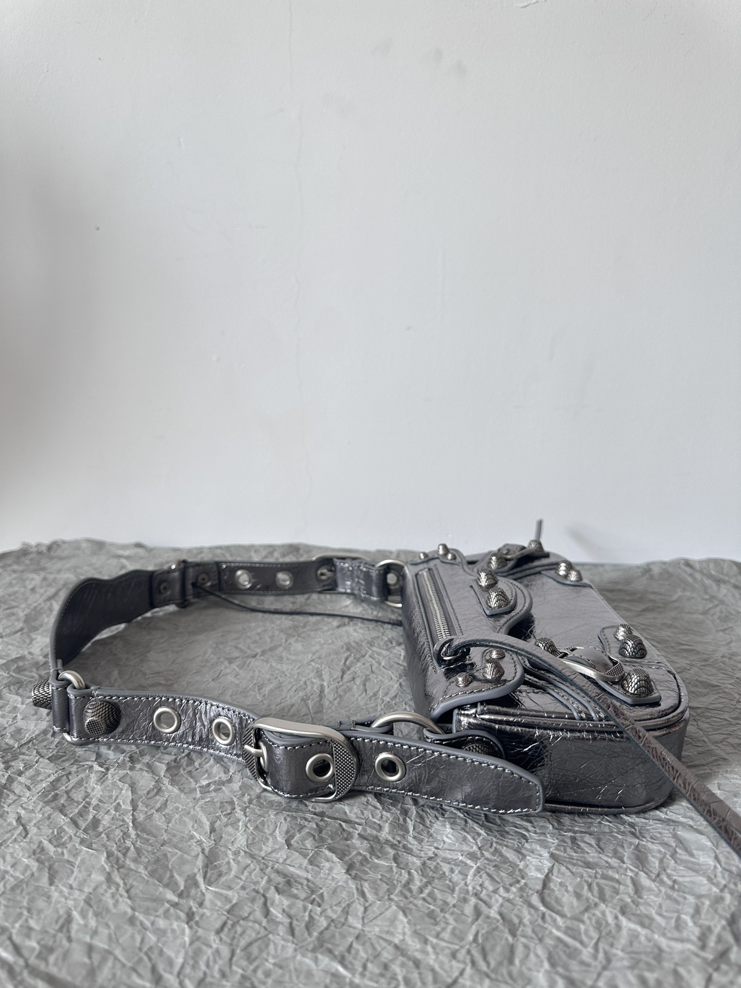 *24新品CagoleSlingXs银色Lecagole系列新款法棍包LeCagoleSlingBag手