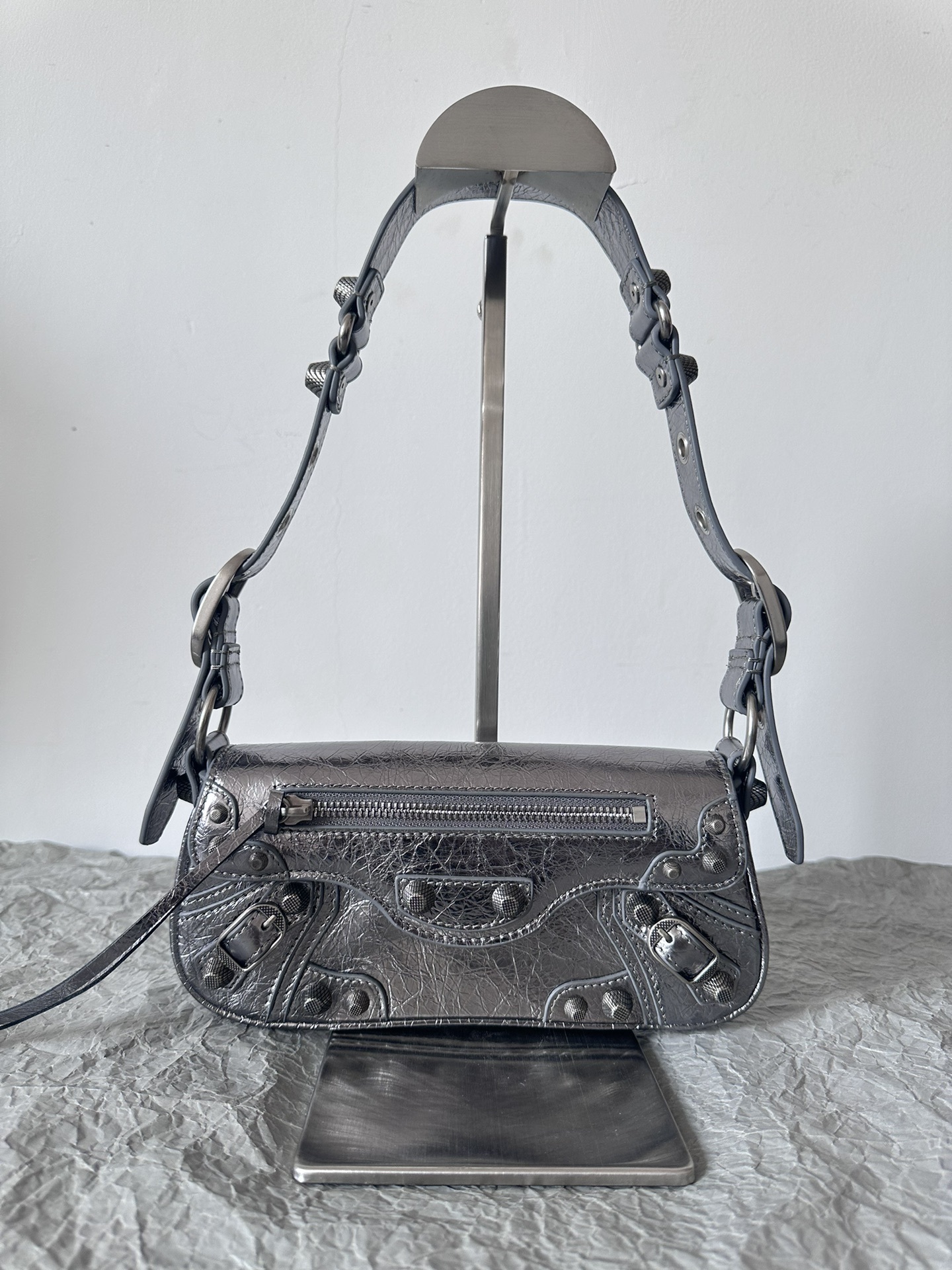 *24新品CagoleSlingXs银色Lecagole系列新款法棍包LeCagoleSlingBag手