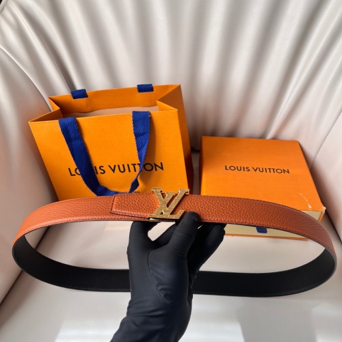 Louis Vuitton Cinturón para Hombre, Piel Togo Naranja con Hebilla Dorada 1 Louis Vuitton Cinturón para Hombre, Piel Togo Naranja con Hebilla Dorada