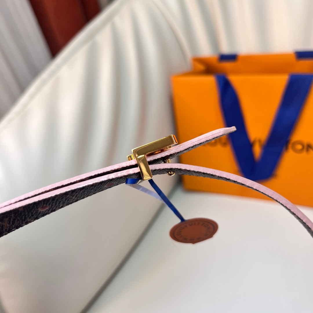 Louis Vuitton Reversible Skinny Belt 1.5cm - Iconic Style & Versatile Wear 4 o 1if1t0r0u1ef7kb18v2qg91u71j