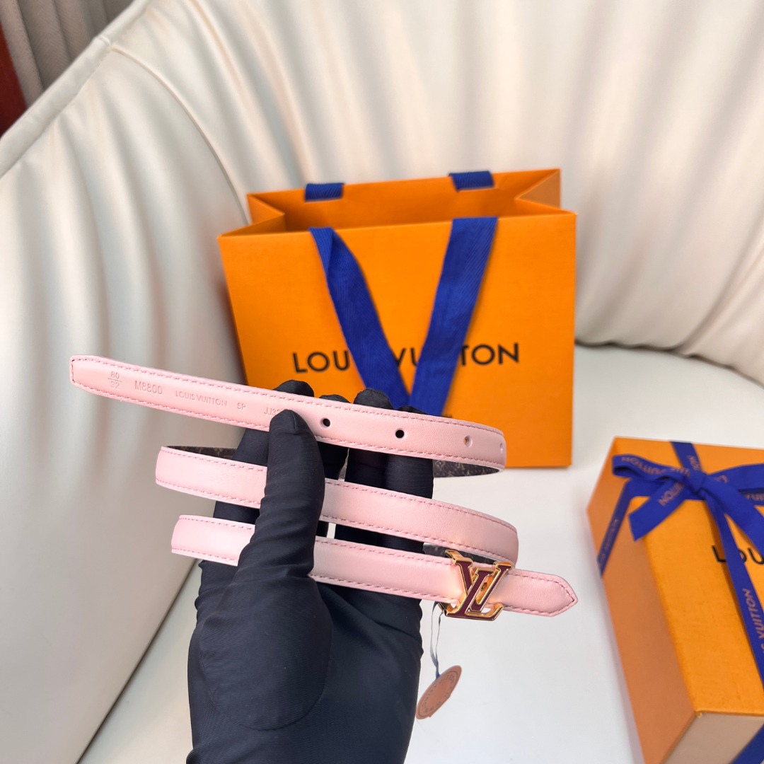 Louis Vuitton Reversible Skinny Belt 1.5cm - Iconic Style & Versatile Wear 8 o 1if1t0r1013bv12td1pce1kvadm71n