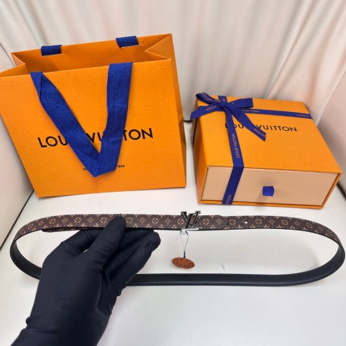 Louis Vuitton Reversible Monogram Pattern Belt - 1.5cm Width 1 Louis Vuitton Reversible Monogram Pattern Belt - 1.5cm Width