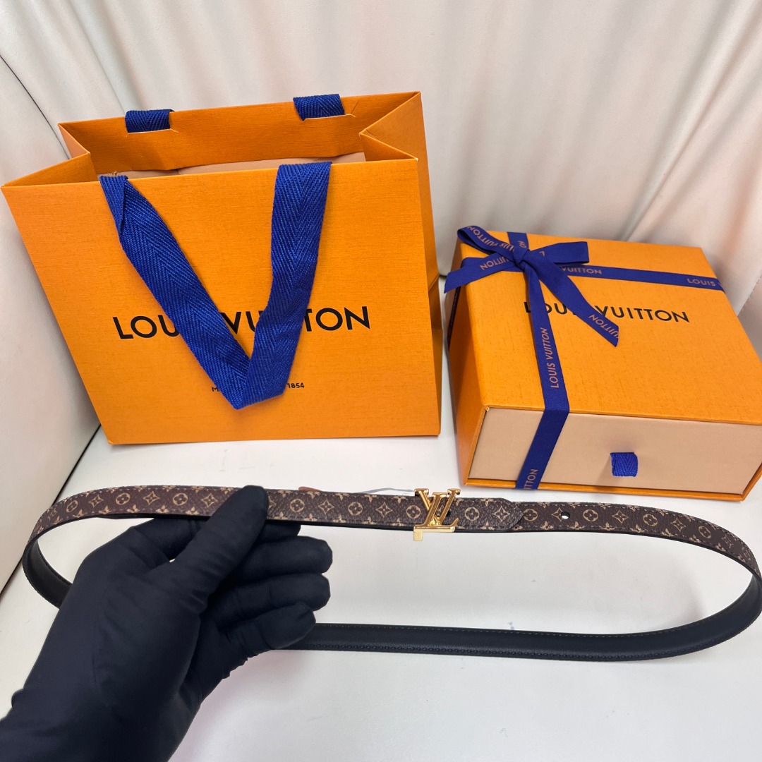 Louis Vuitton Reversible Skinny Belt 1.5cm - Iconic Style & Versatile Fashion 2 o 1if1u1nlv15ad18ulkrc1e7f177i1u
