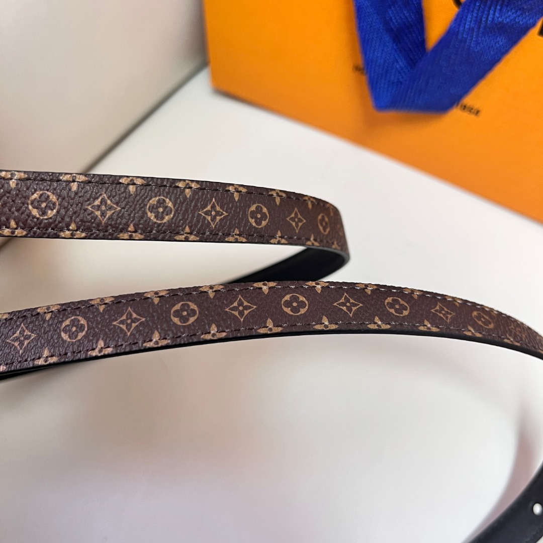 Louis Vuitton Reversible Skinny Belt 1.5cm - Iconic Style & Versatile Fashion 7 o 1if1u1nm1q4h1f5ngc51ntr1mfg23