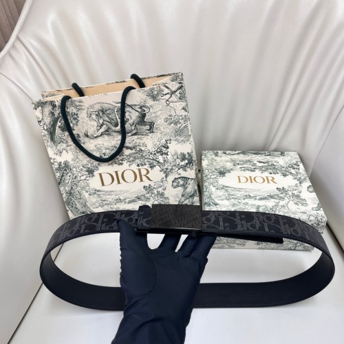 DIOR Oblique Jacquard Belt, 3.4cm - High Waist, Slimming Design 1 DIOR Oblique Jacquard Belt, 3.4cm - High Waist, Slimming Design