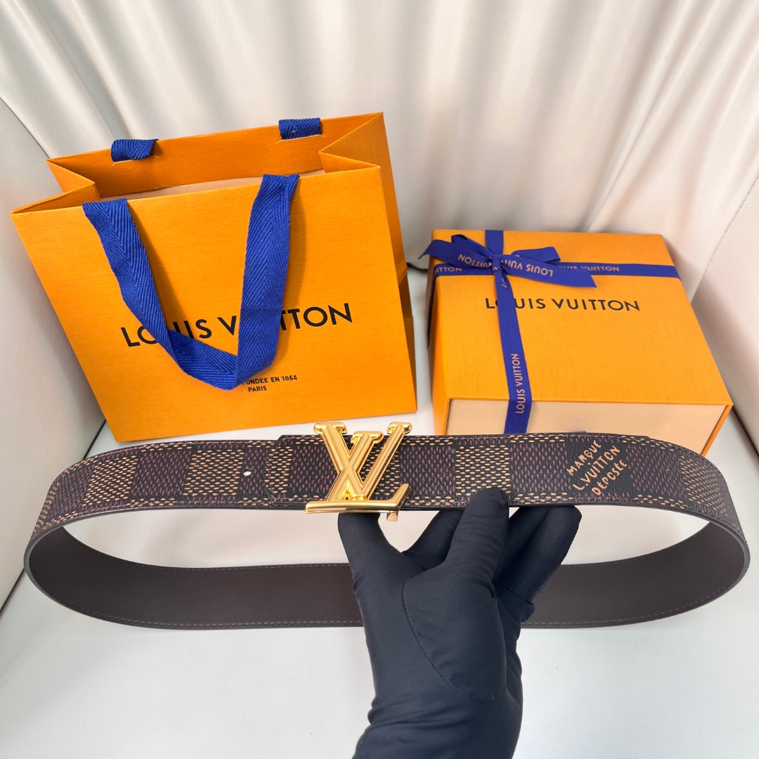 Louis Vuitton Reversible Belt with Gold Buckle - Width: 4.0cm 2 o 1ih2eb08l1p84n2r1q8r1sre1dfi49
