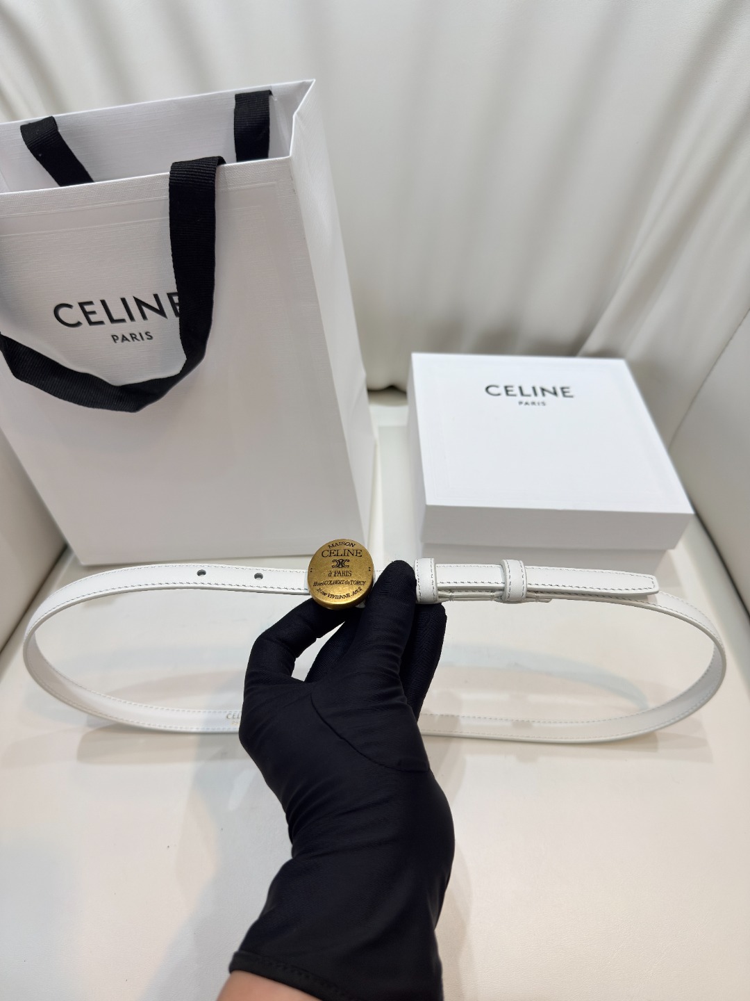 Узкий кожаный ремень Celine