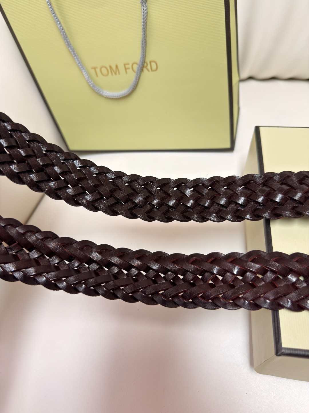 Плетеный кожаный ремень Tom Ford, темно-коричневый