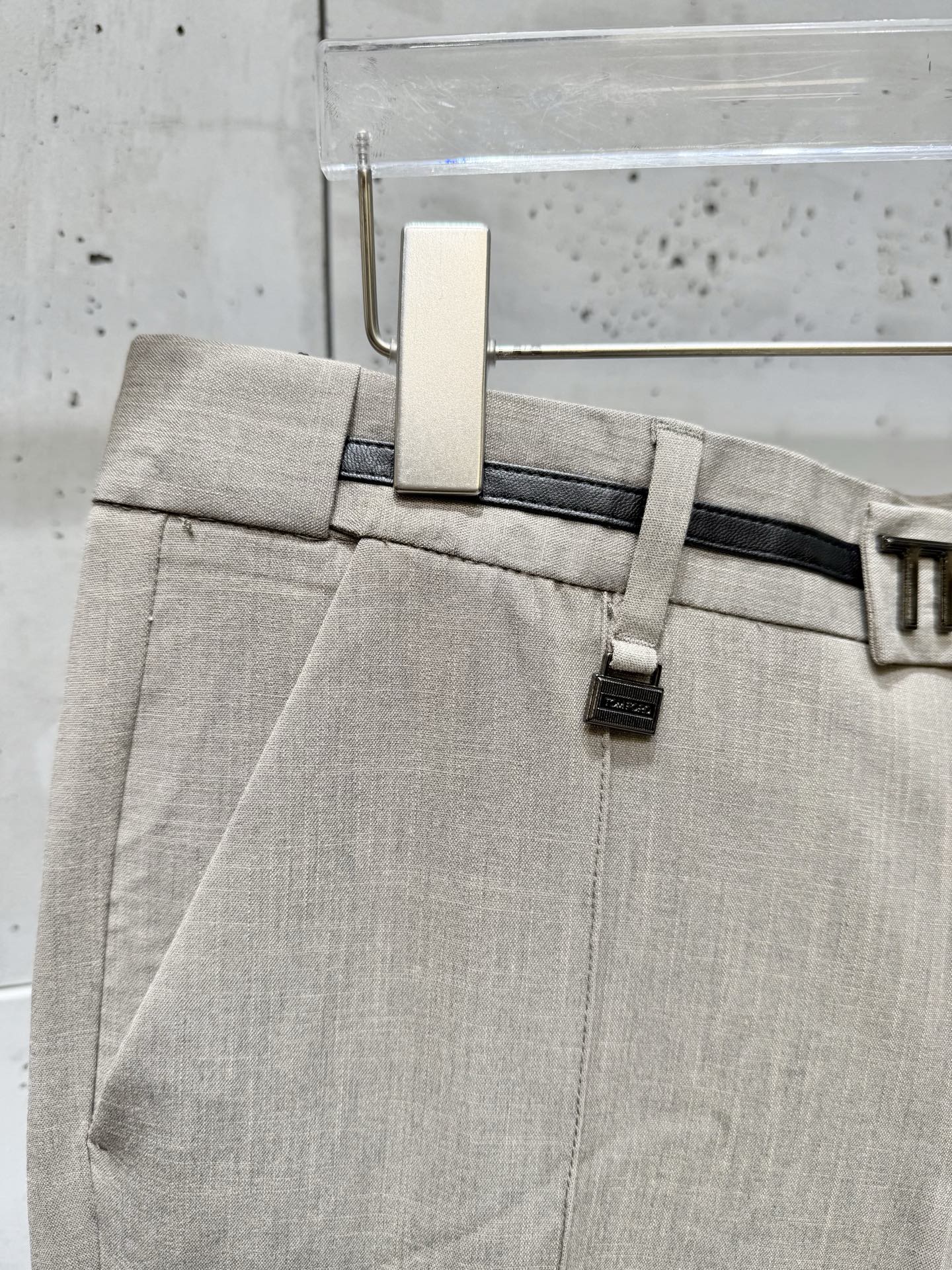 TOM FORD 25SSFW Casual Business Trousers Custom Fabric Slim Fit Pants 6 i1756114222251 4925 0 4