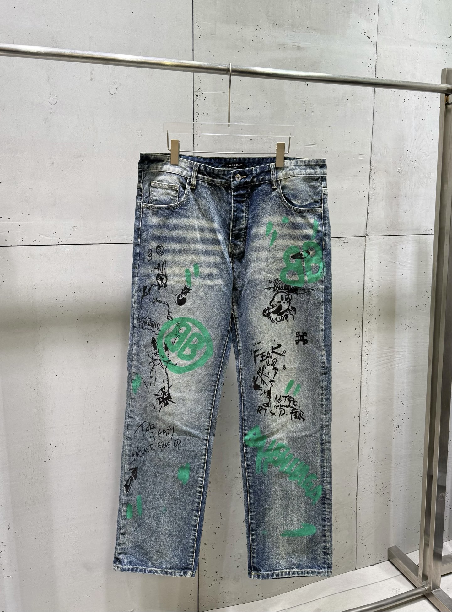 P170 BLCG Balenciaga, jeans de alta calidad de corte recto, edición exclusiva, graffiti hecho a mano, serie personaliza…