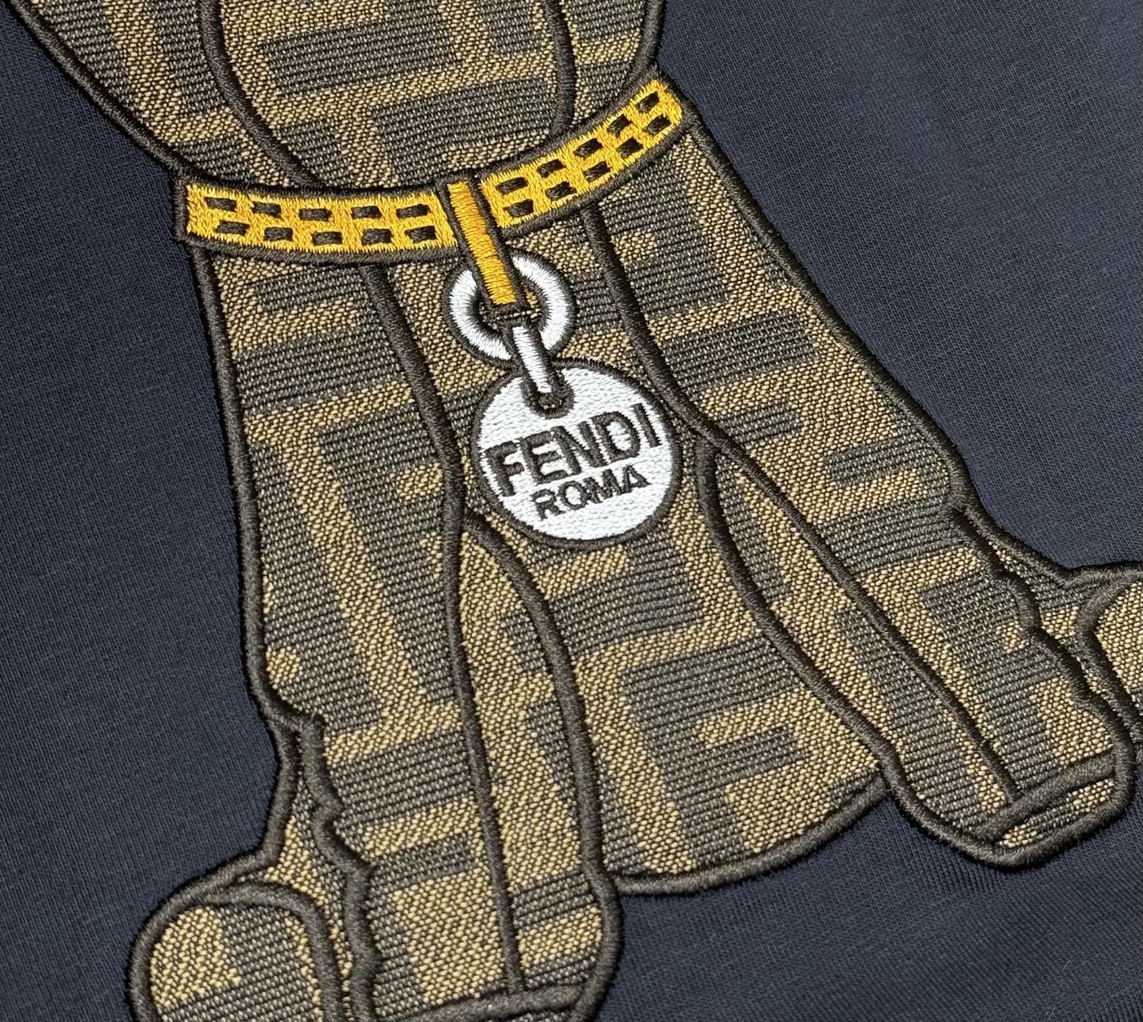 Fendi FENDI芬迪小狗图案刺绣短袖T恤