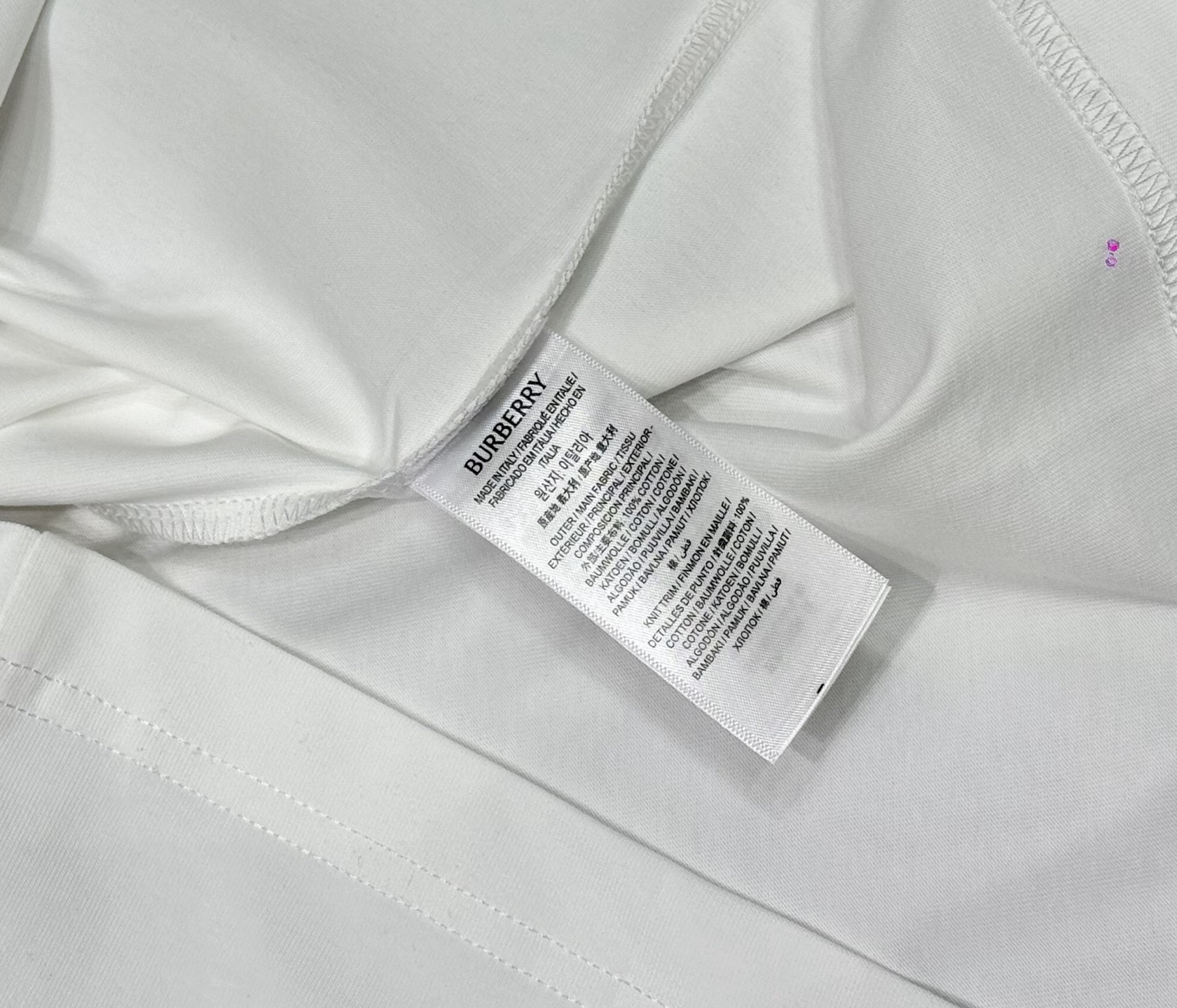 Burberry Burberr巴宝莉 SS26 格纹骑士马术印章刺绣圆领短袖T恤