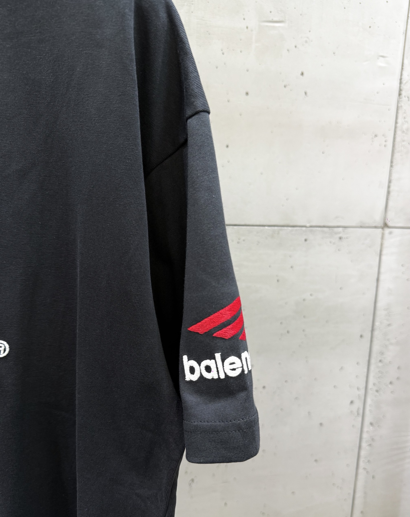 Balenciaga Balenciaga巴黎世家 26夏季新款 高克重品质