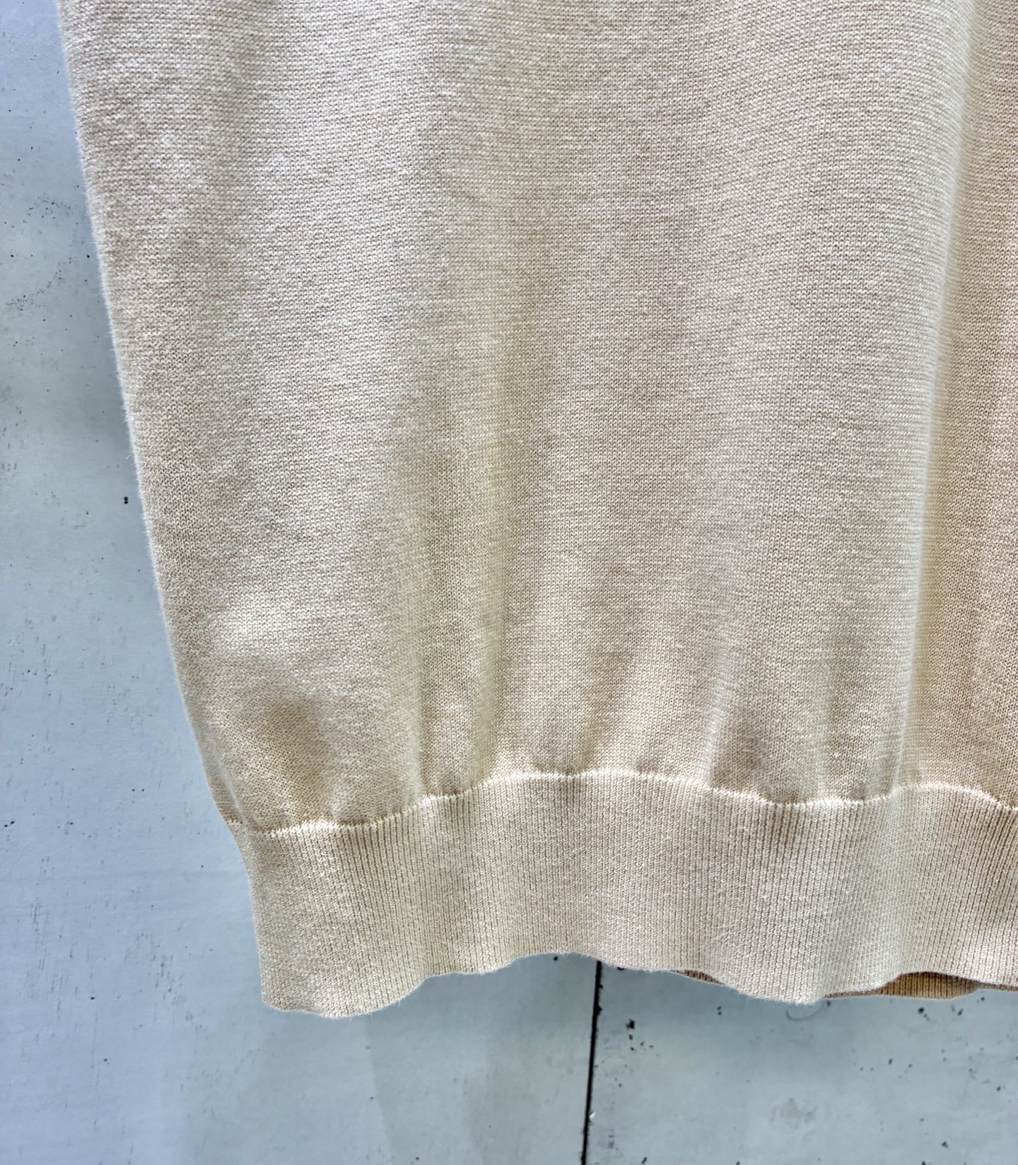 Prada Prad普拉达 26ss V领老钱风POL衫