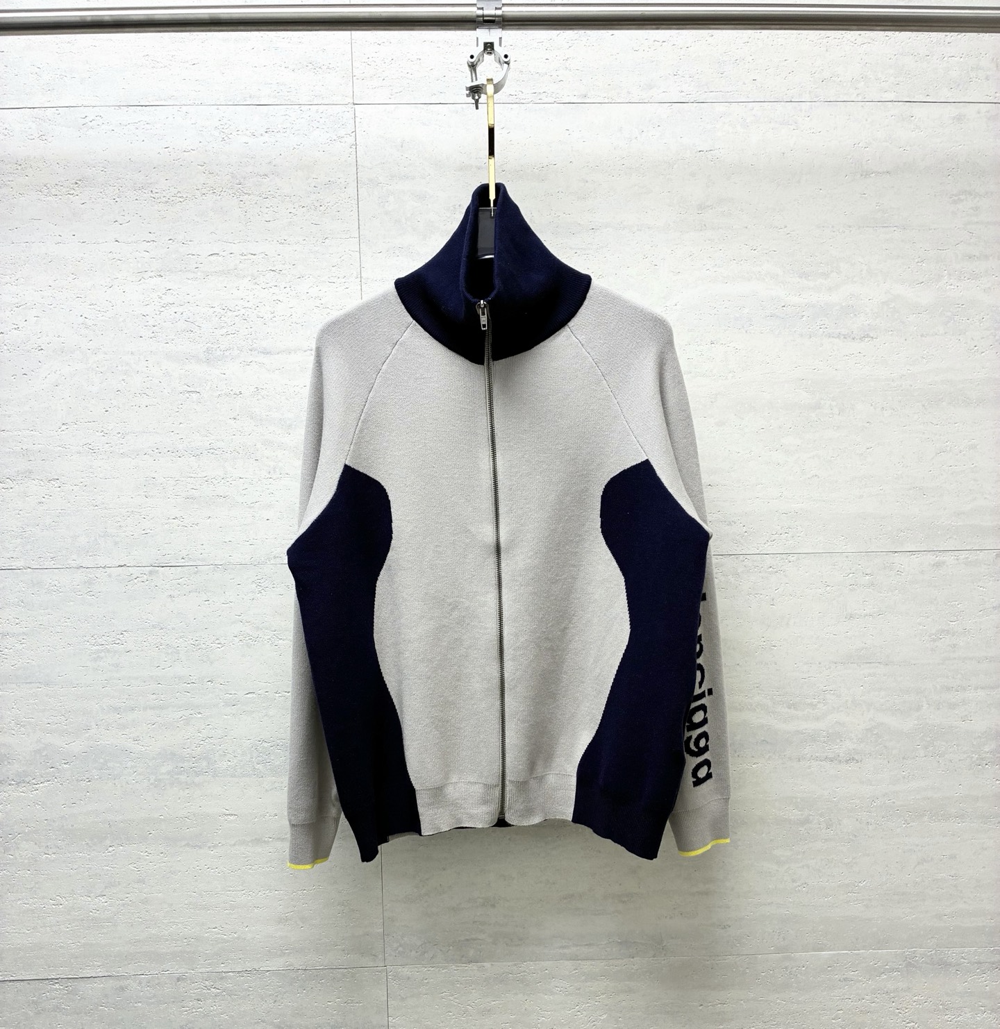 P203 Balenciaga nueva chaqueta suéter con cremallera y cuello alto color block otoño e invierno, diseño de punto estilo…