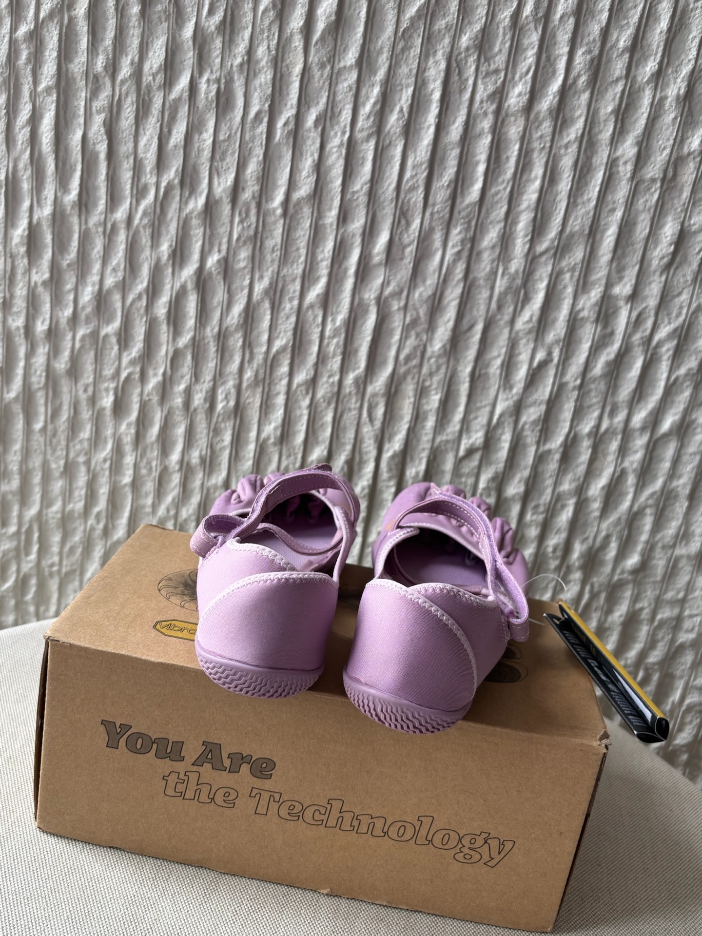 Кроссовки Vibram женские пятипалые
