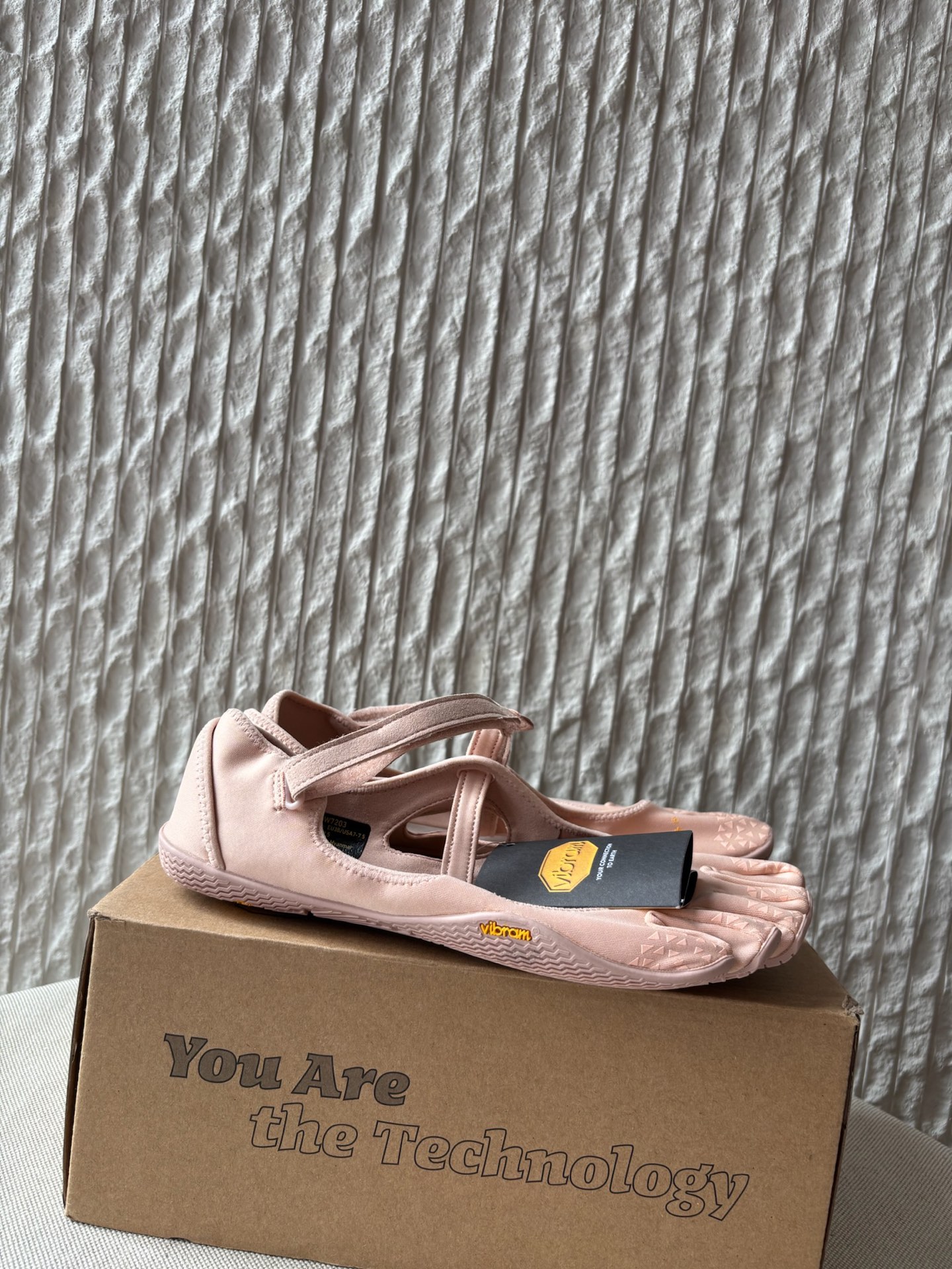 Балетки Vibram FiveFingers женские розовые