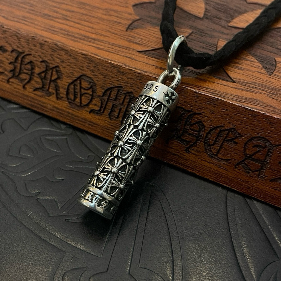 批 抖音/快手/ins/小红书/直播热门 ，新款【专柜品质】Chrome Hearts克罗心十字架绳子项