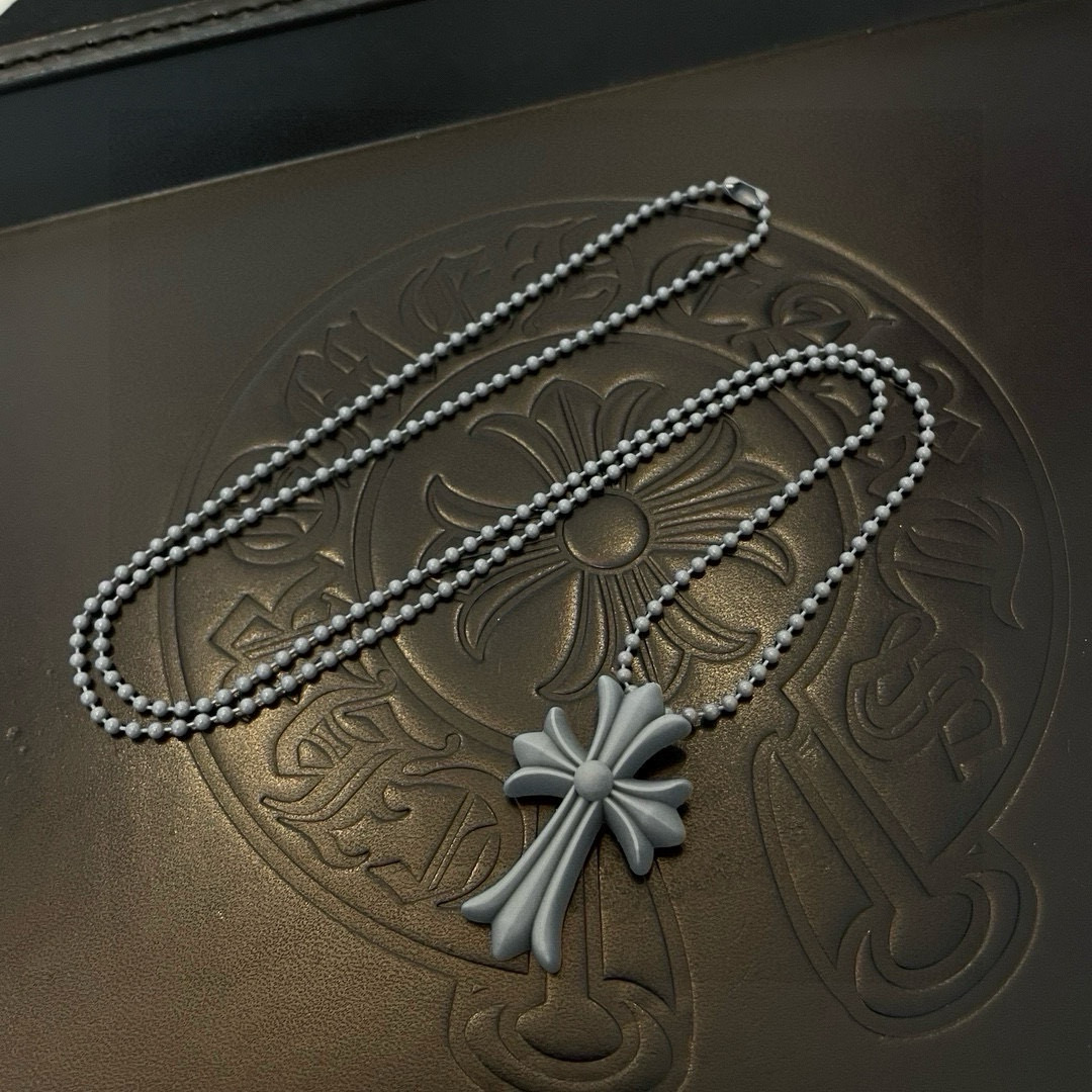  新款Chrome Hearts 克罗心十字架树脂项链，精致专柜工艺，品质保证，颜色非常俏皮，男女同款，