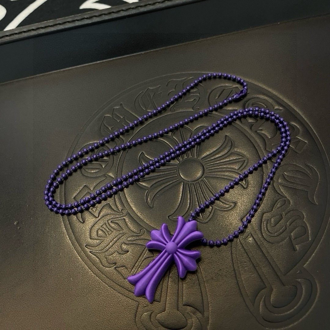  新款Chrome Hearts 克罗心十字架树脂项链，精致专柜工艺，品质保证，颜色非常俏皮，男女同款，