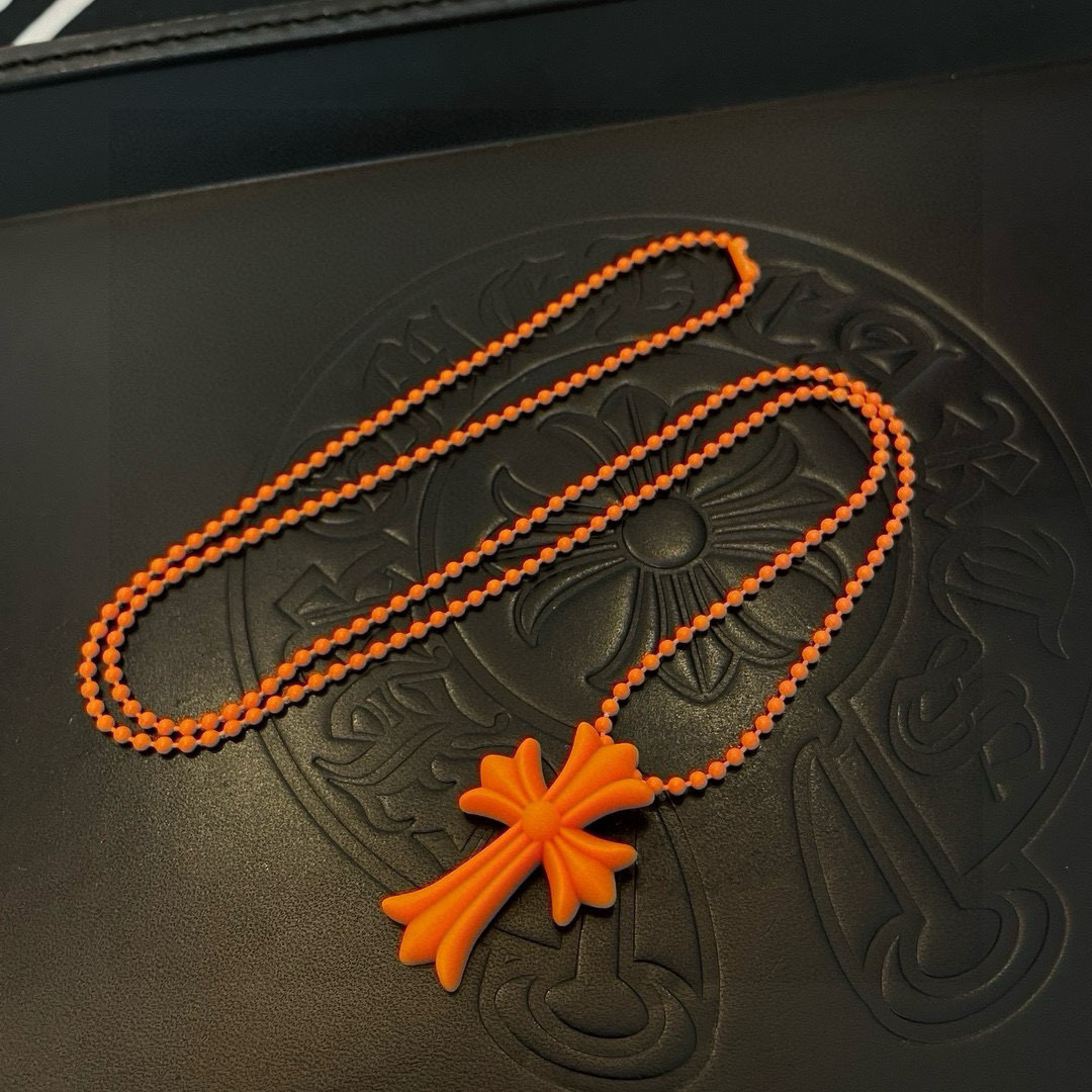  新款Chrome Hearts 克罗心十字架树脂项链，精致专柜工艺，品质保证，颜色非常俏皮，男女同款，