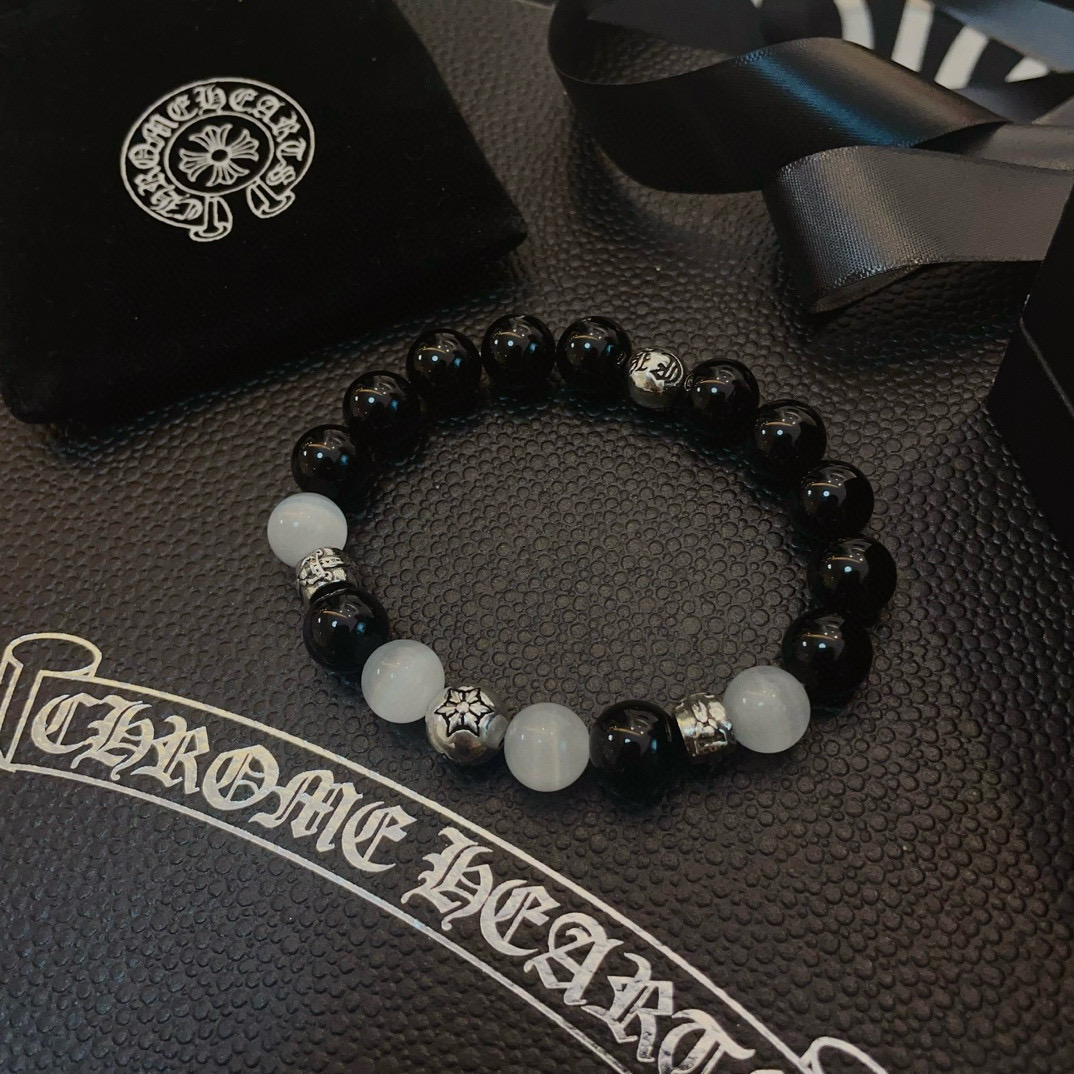  新款【专柜品质】Chrome Hearts克罗心 经典复古多元素手链手串，凹凸造型不同的花纹设计风格 