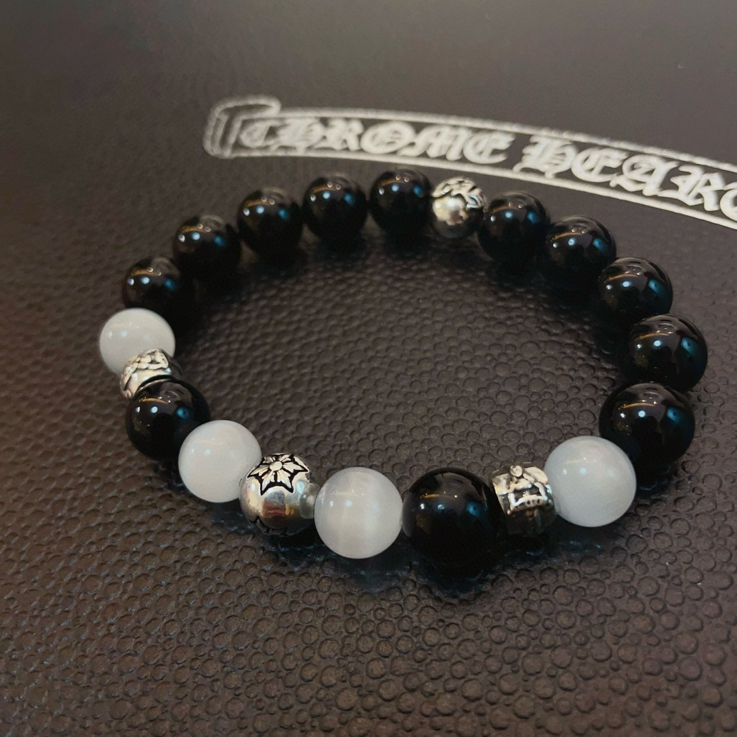  新款【专柜品质】Chrome Hearts克罗心 经典复古多元素手链手串，凹凸造型不同的花纹设计风格 